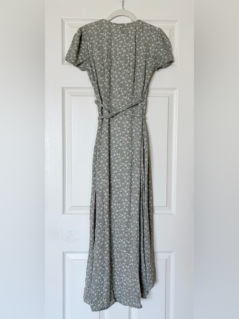 Sage Green Floral Maxi Tie Dress — Size XS - Picture 2 of 6